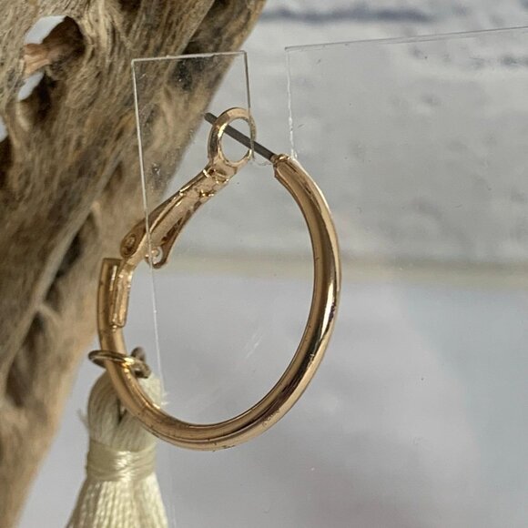 CREAM Tassel Drop Dangle Earrings - Picture 4 of 6